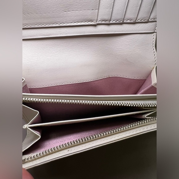 Burberry Blue Label. Ladies compact wallet. Pre Owned. 6” x 4”. - Picture 7 of 13